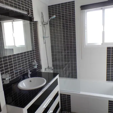 Beautiful With Terrace And Pools Estepona